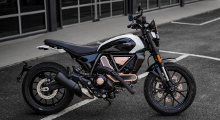 Ducati Scrambler bản kỷ niệm 10 năm về Việt Nam với đúng 1 chiếc, chốt giá hơn nửa tỷ đồng